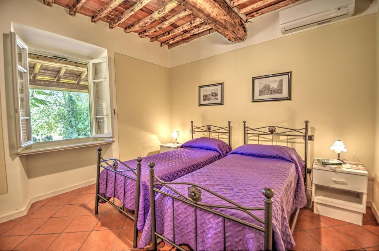 Lucca Cycling Holidays Il Tiglio Rooms SantʼAndrea di Compito Exterior foto